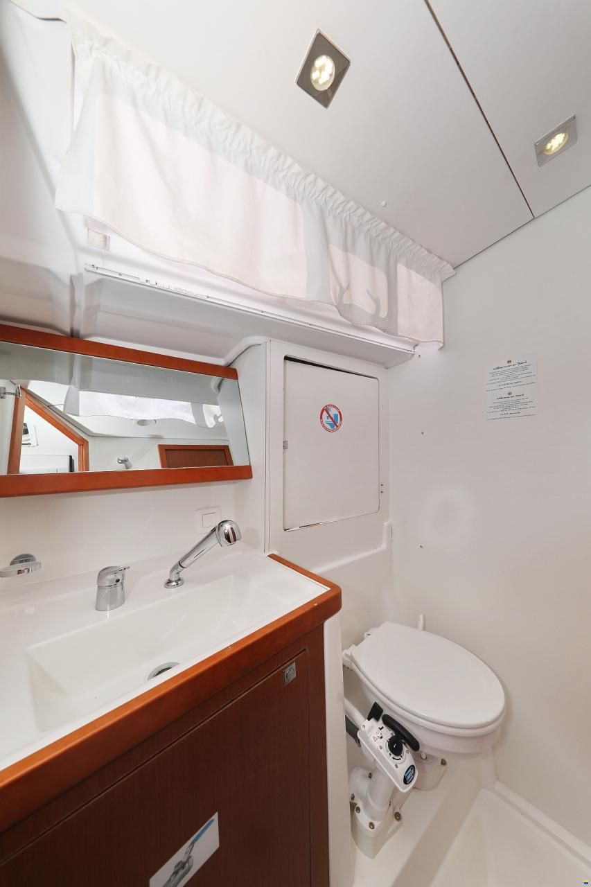 Beneteau OCEANIS 48