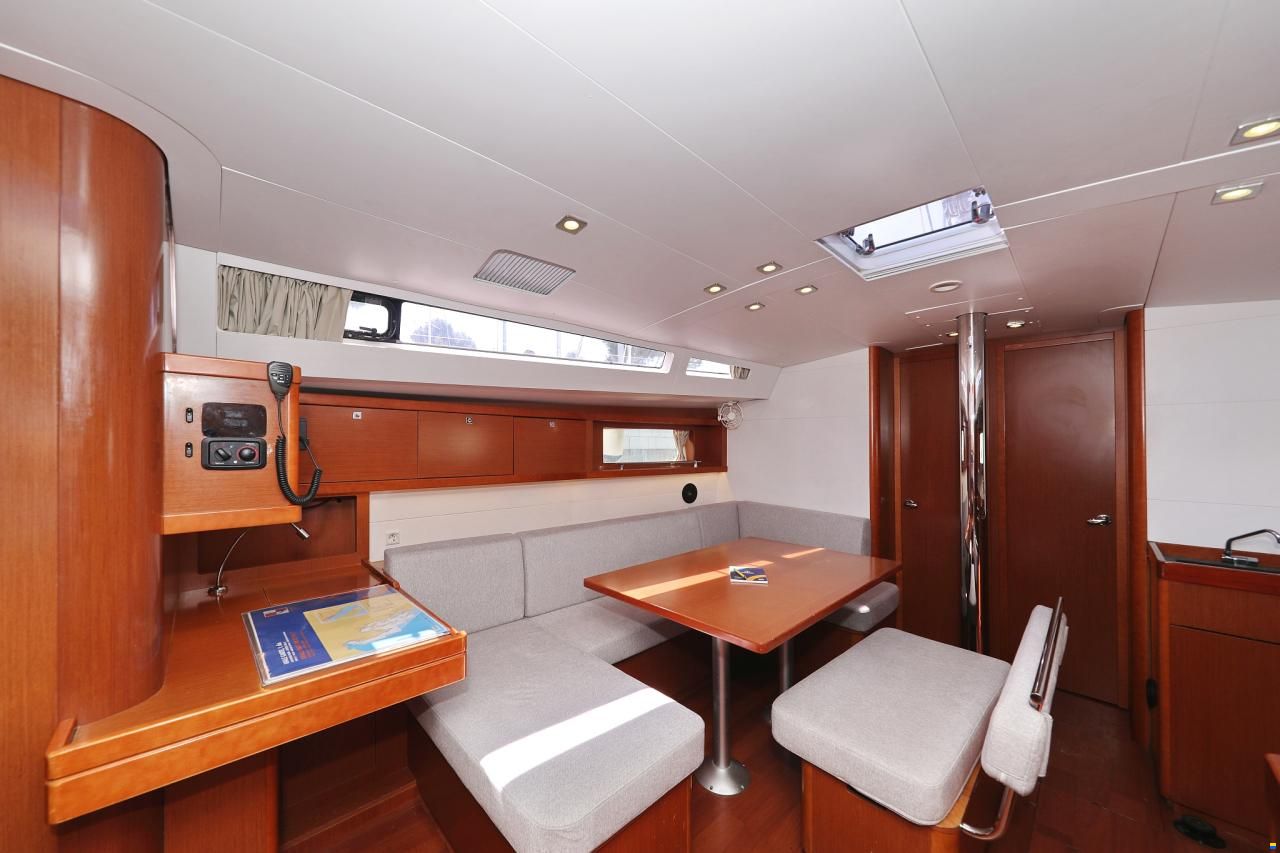 Beneteau OCEANIS 48