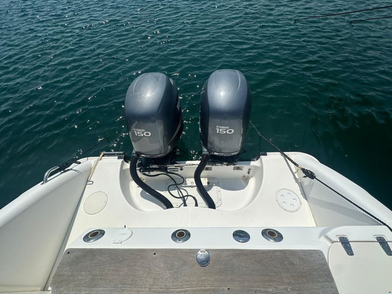 Boston Whaler 240 OUTRAGE