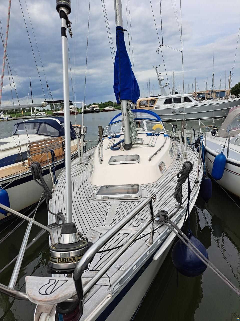 Hallberg-Rassy 31