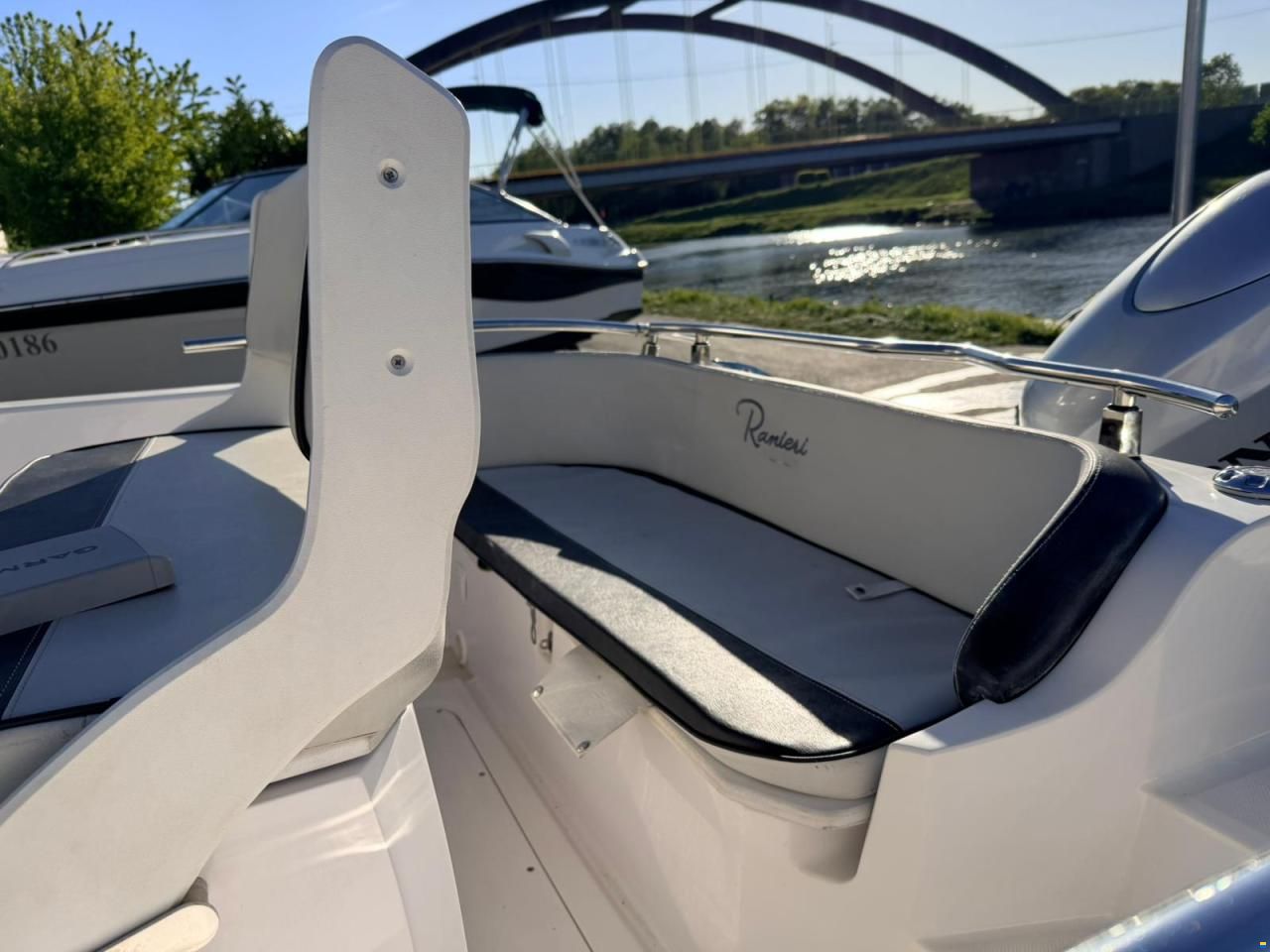 Ranieri Voyager 18S