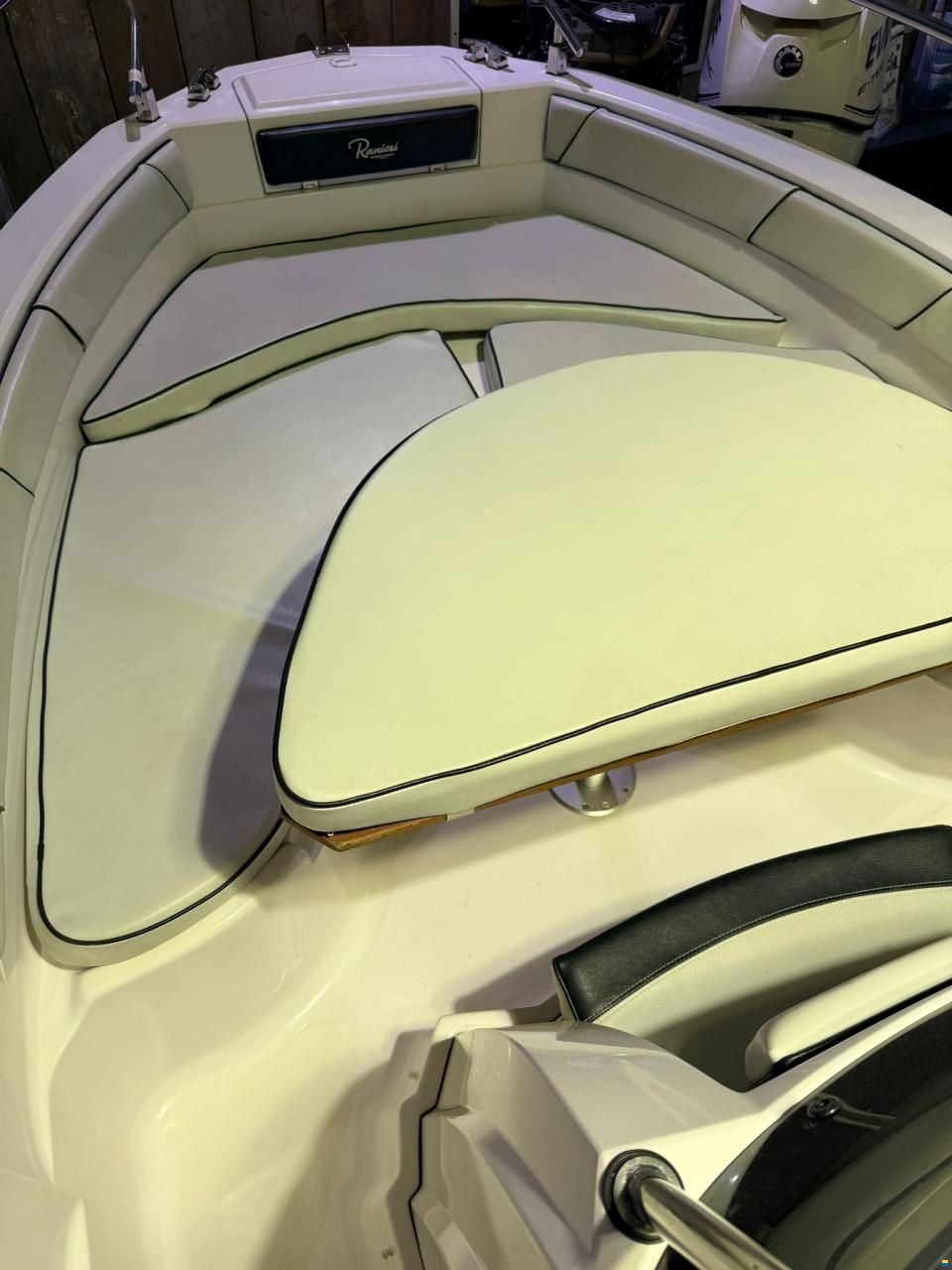 Ranieri Voyager 18S