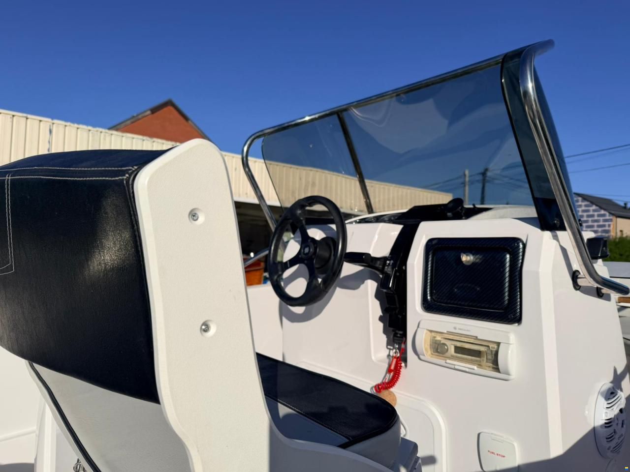 Ranieri Voyager 18S