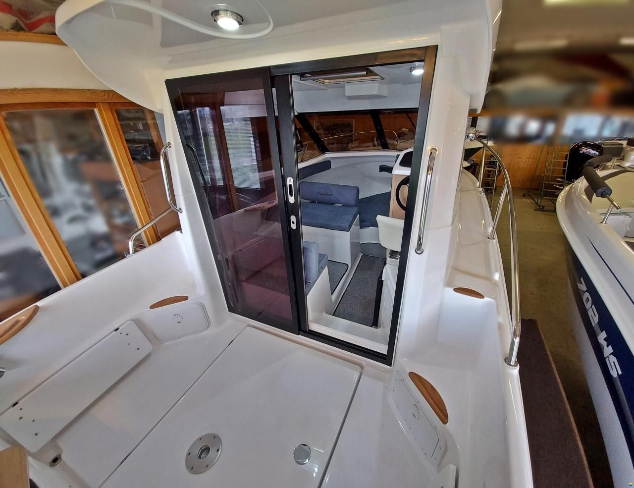 B2 Marine Cap Ferret 722 TC - Mercury 150 EFI