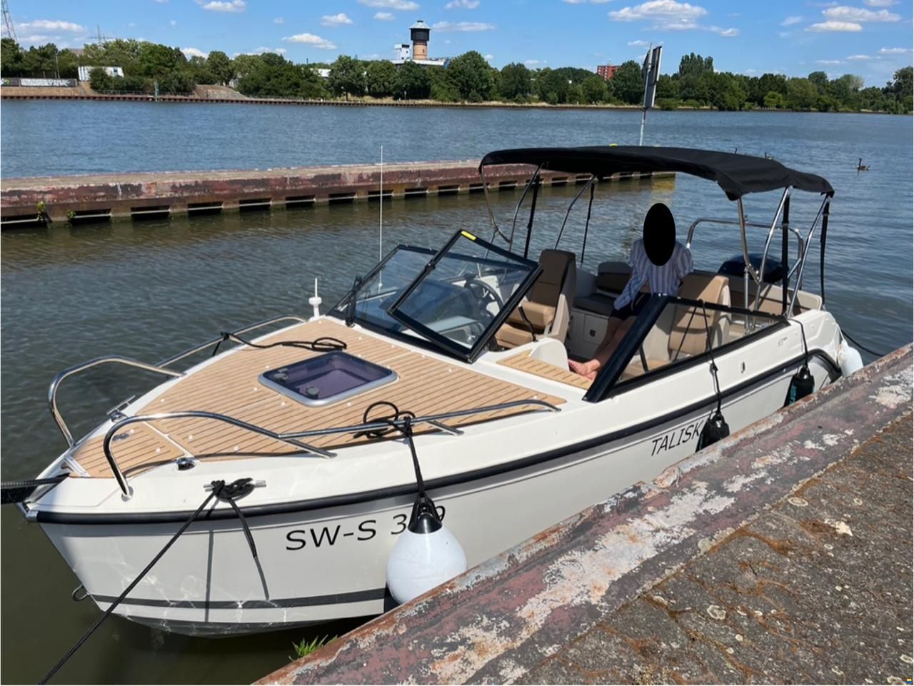 Quicksilver Active Cruiser 605