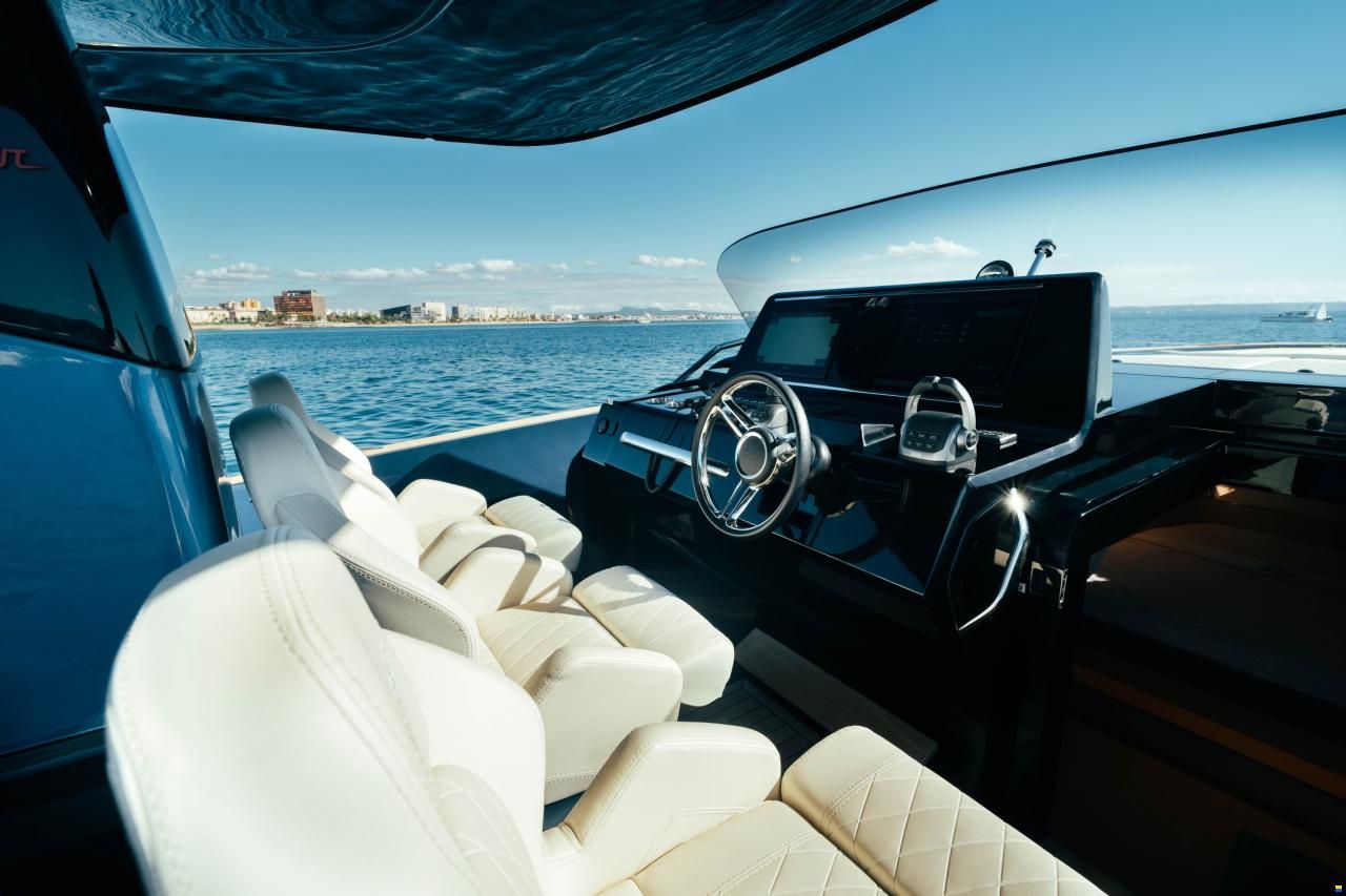 Solaris Power 44 Open