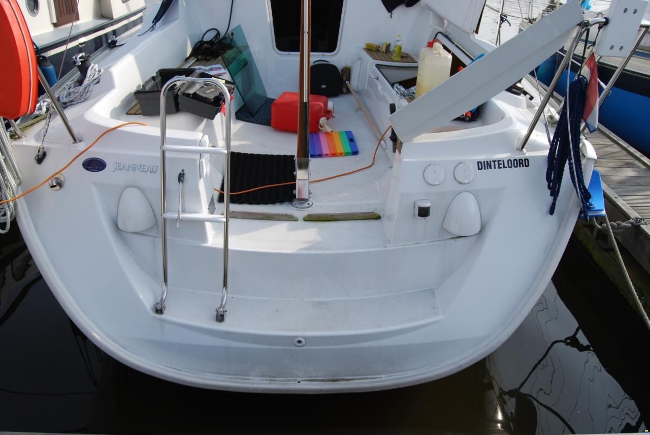 Jeanneau 32i
