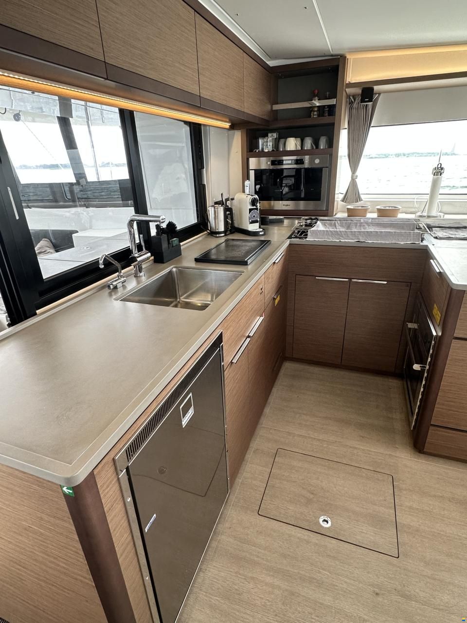 Lagoon 46