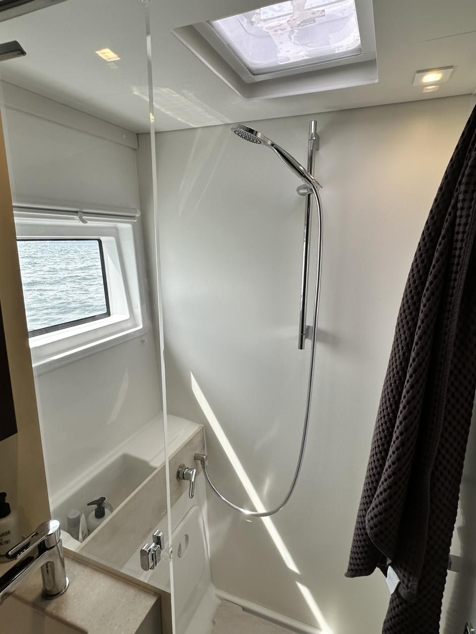 Lagoon 46