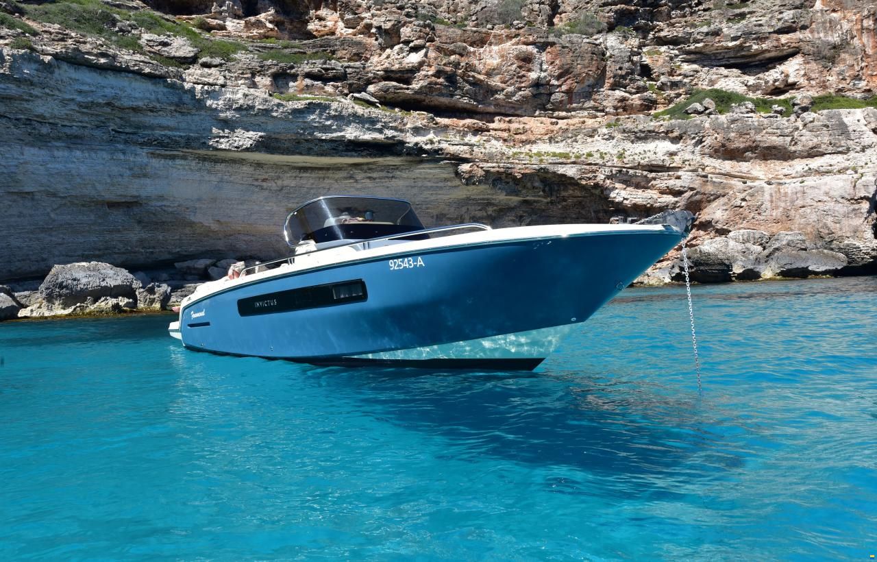 Invictus CX 280