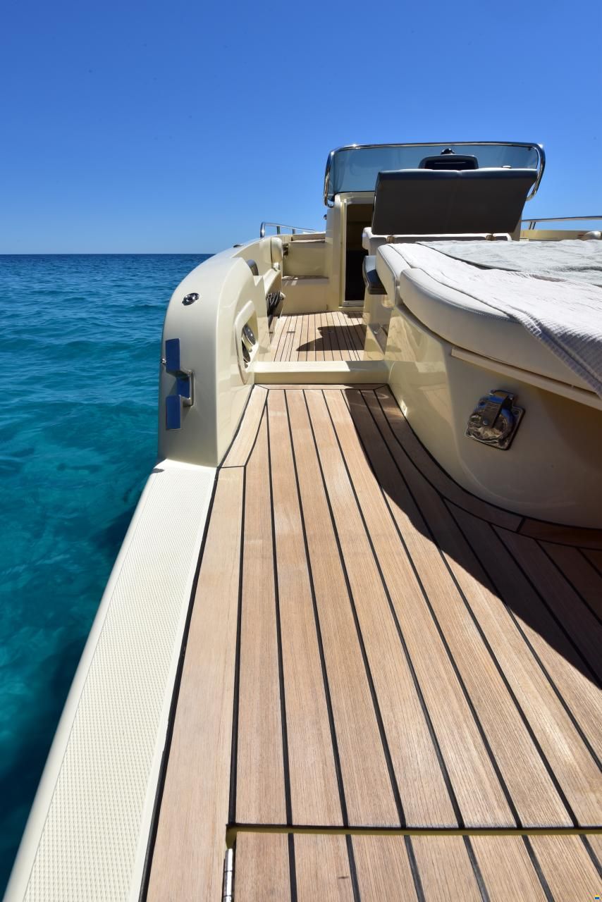 Invictus CX 280