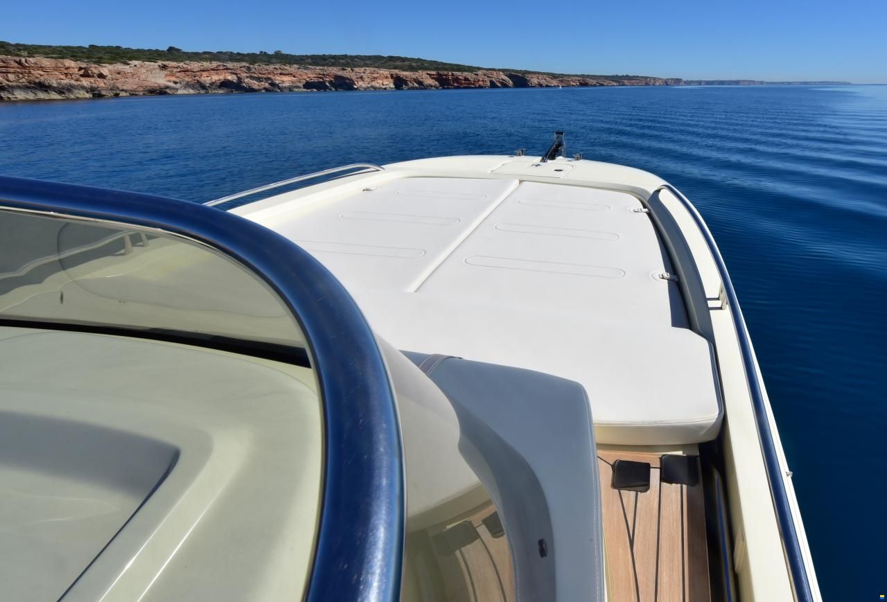 Invictus CX 280