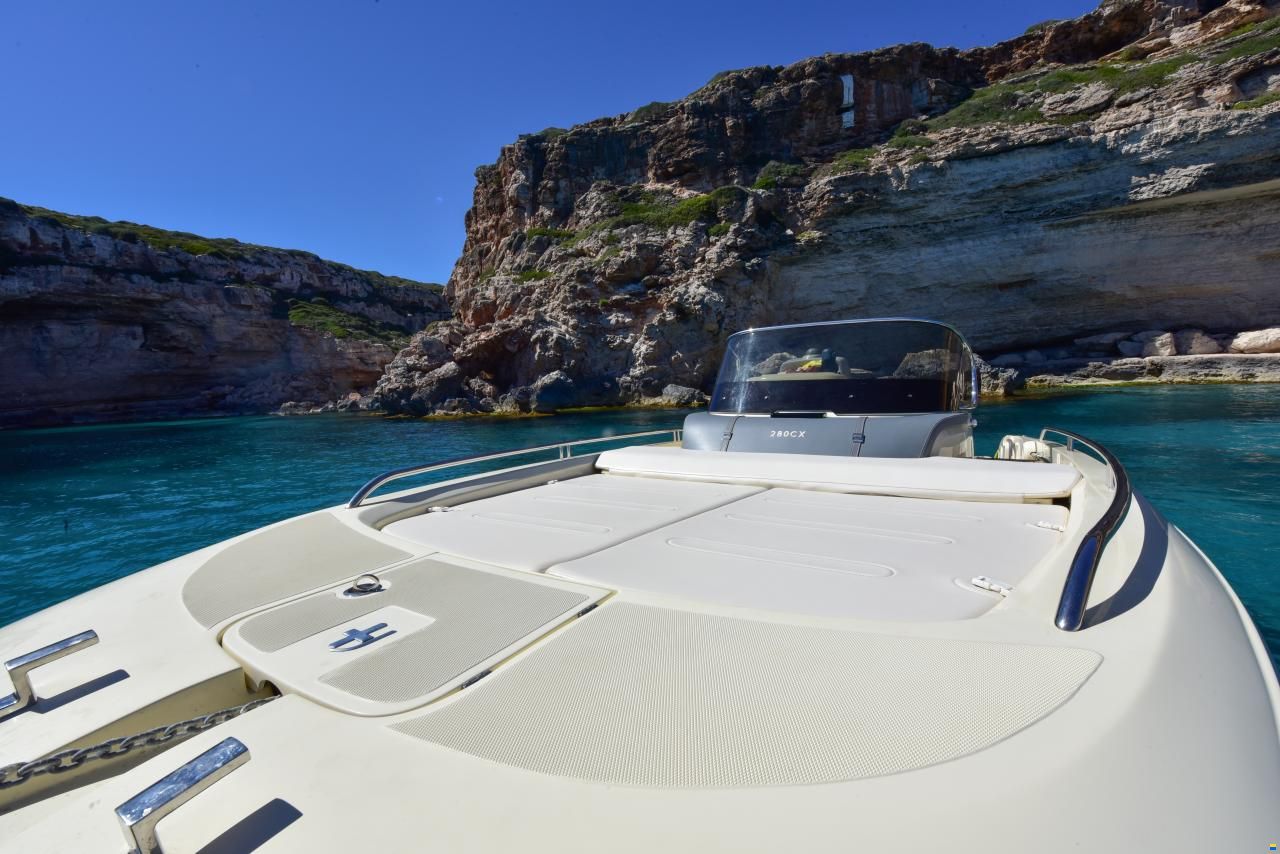 Invictus CX 280