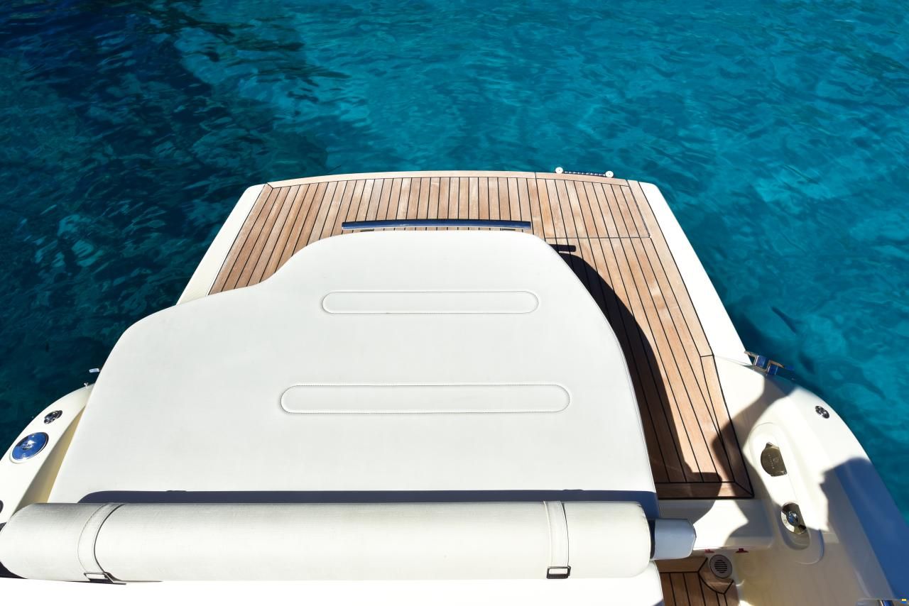 Invictus CX 280