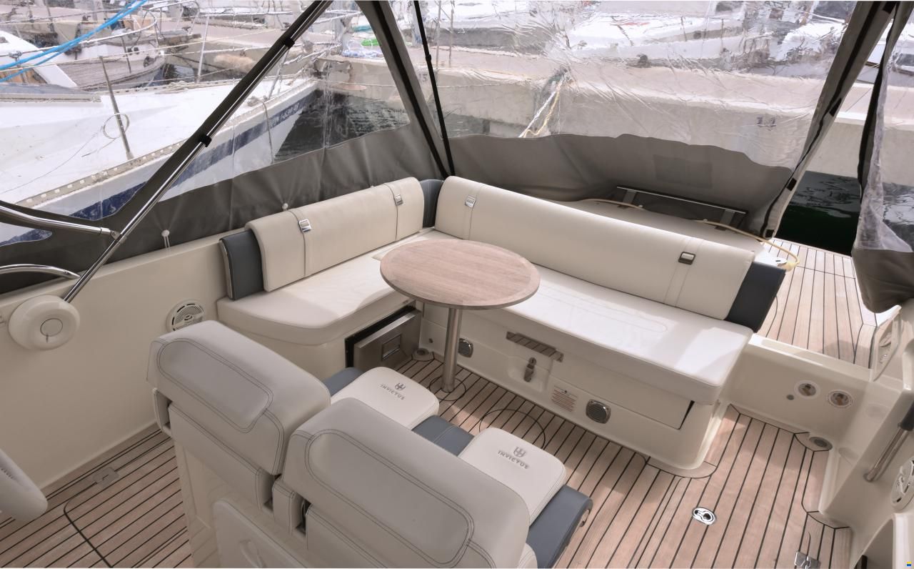 Invictus CX 280