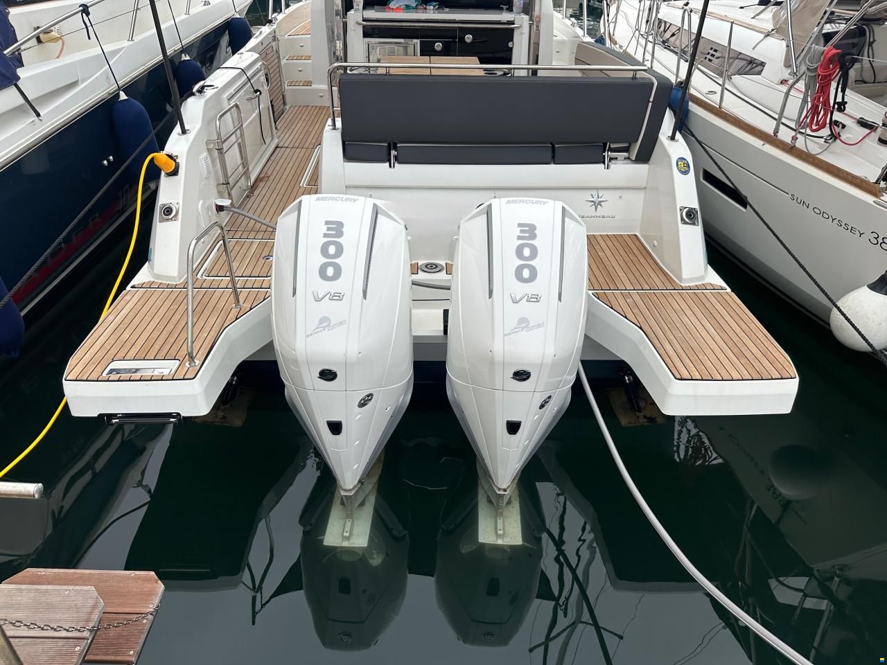 Jeanneau Cap Camarat WA 10.5 S2