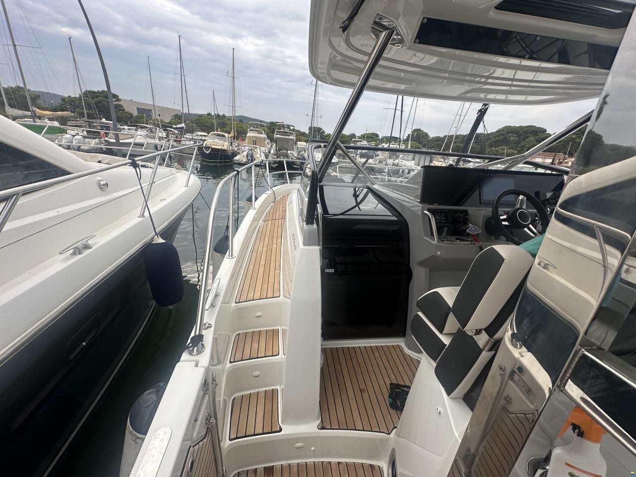 Jeanneau Cap Camarat WA 10.5 S2