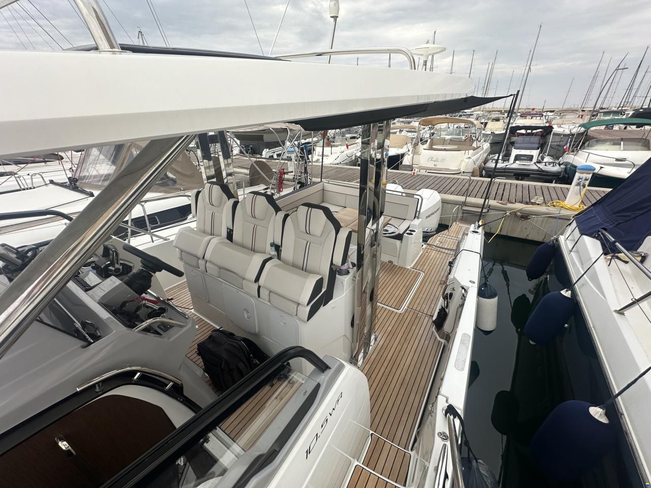 Jeanneau Cap Camarat WA 10.5 S2