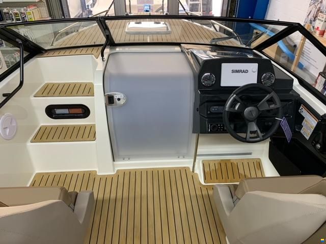 Quicksilver 605 Cruiser + Mercury F115ProXS