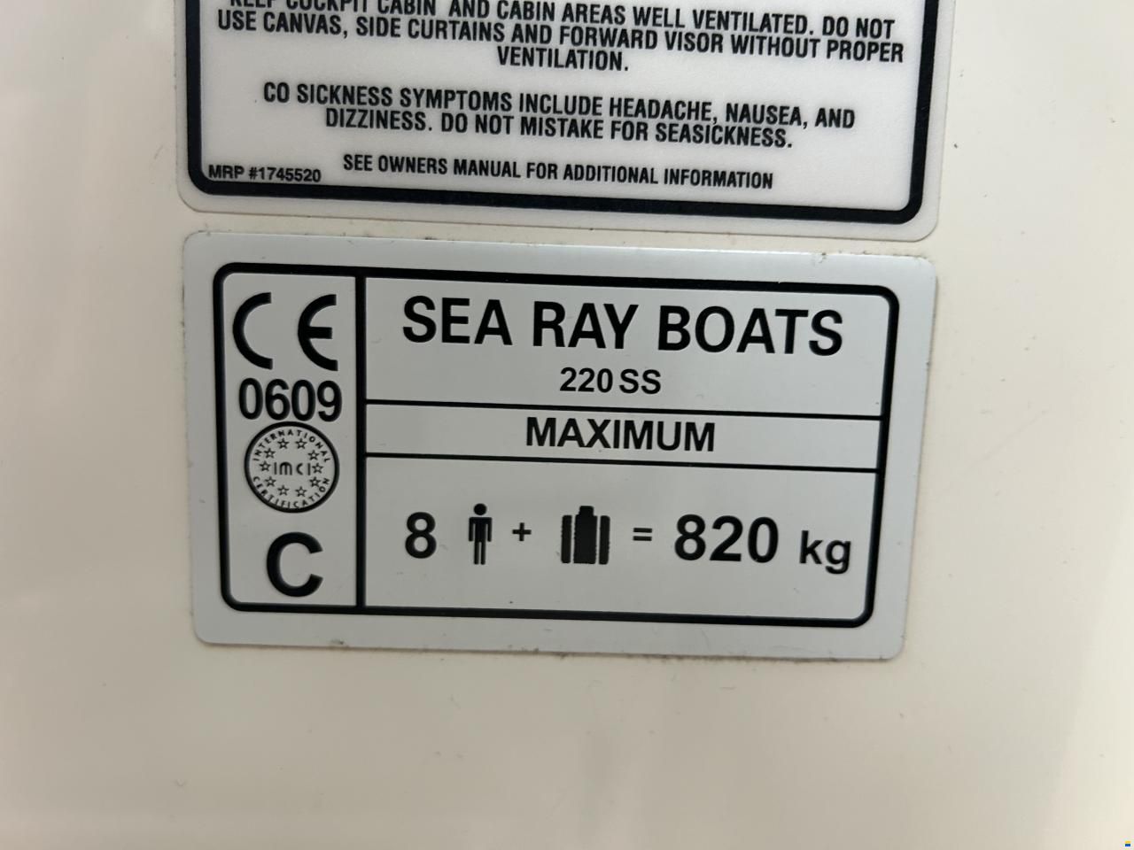 Sea Ray 220 sunsport