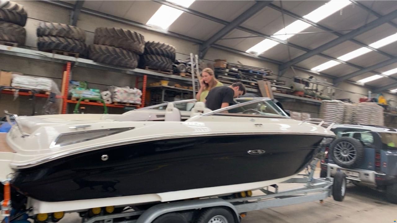 Sea Ray 220 sunsport