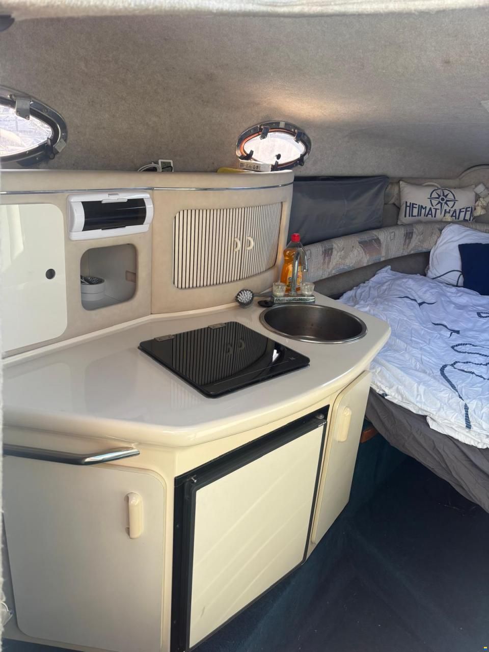 Sea Ray 250 Sundancer DIESEL