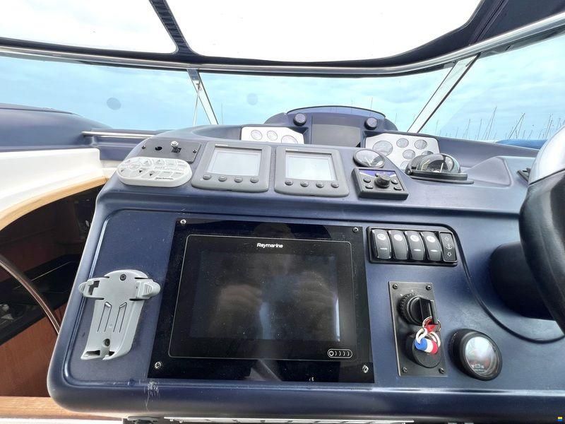 Sealine S42