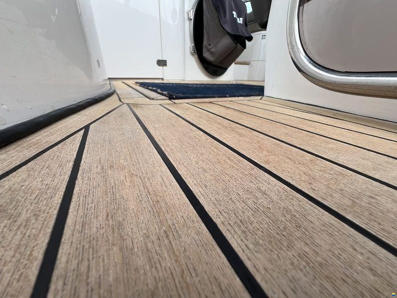 Sealine S42