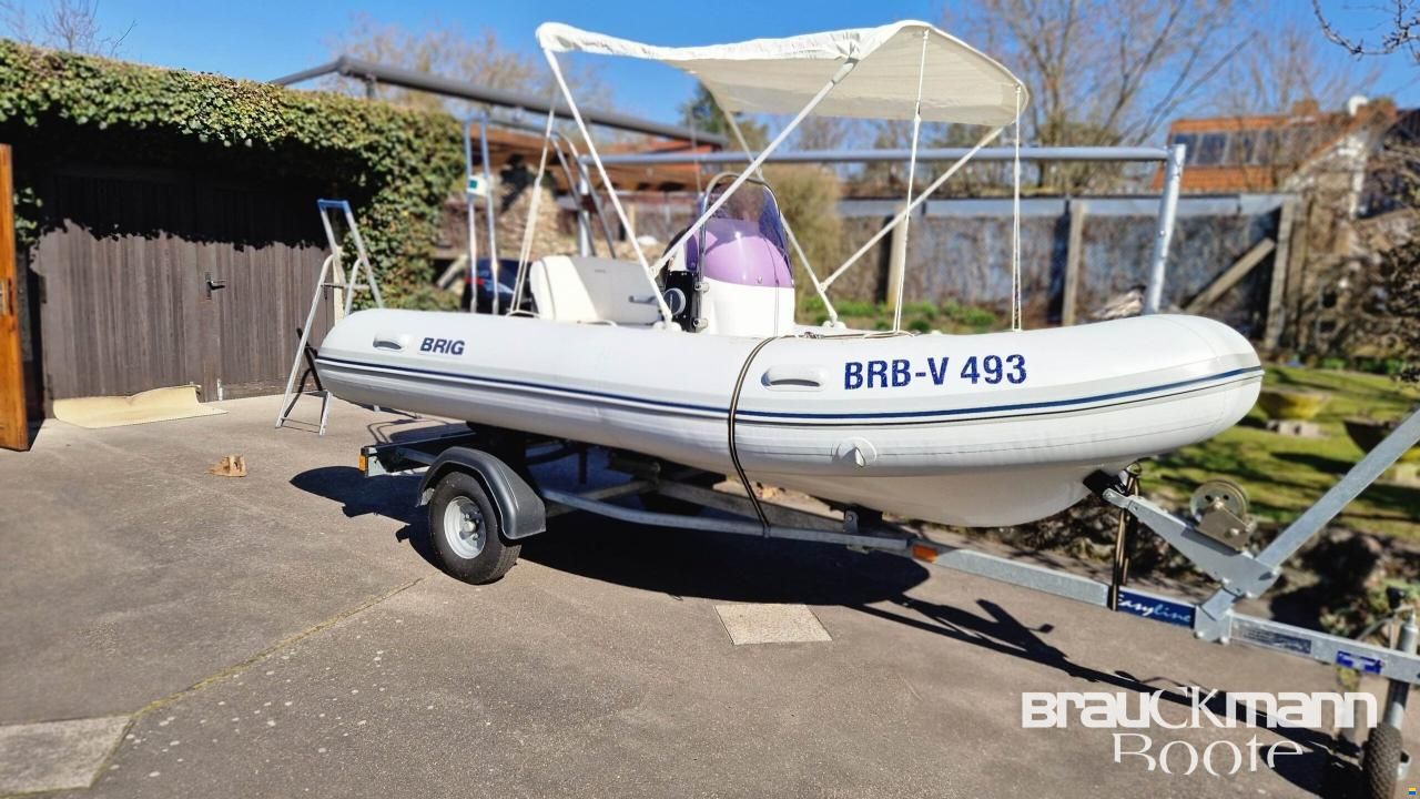 Briggs Falcon 400 L