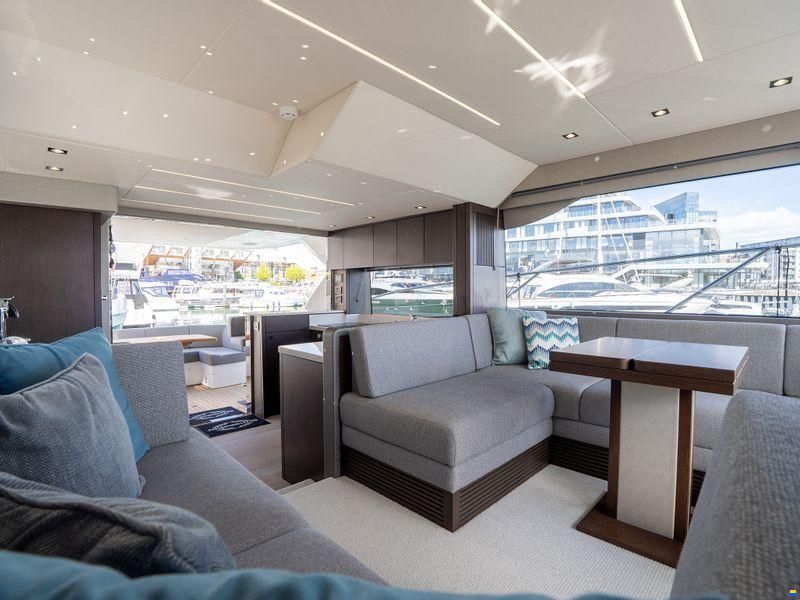Sunseeker Manhattan 52