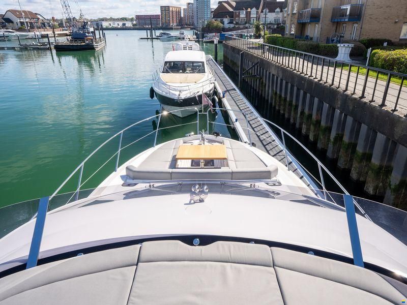 Sunseeker Manhattan 52