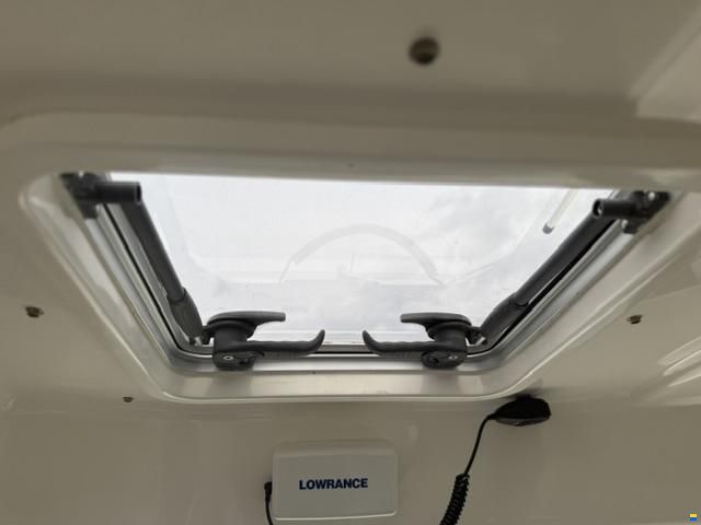 Quicksilver 555 Pilothouse mit 100PS und Trailer