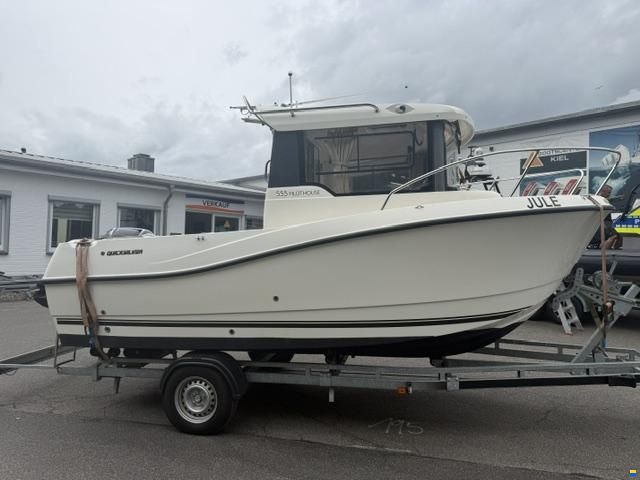 Quicksilver 555 Pilothouse mit 100PS und Trailer