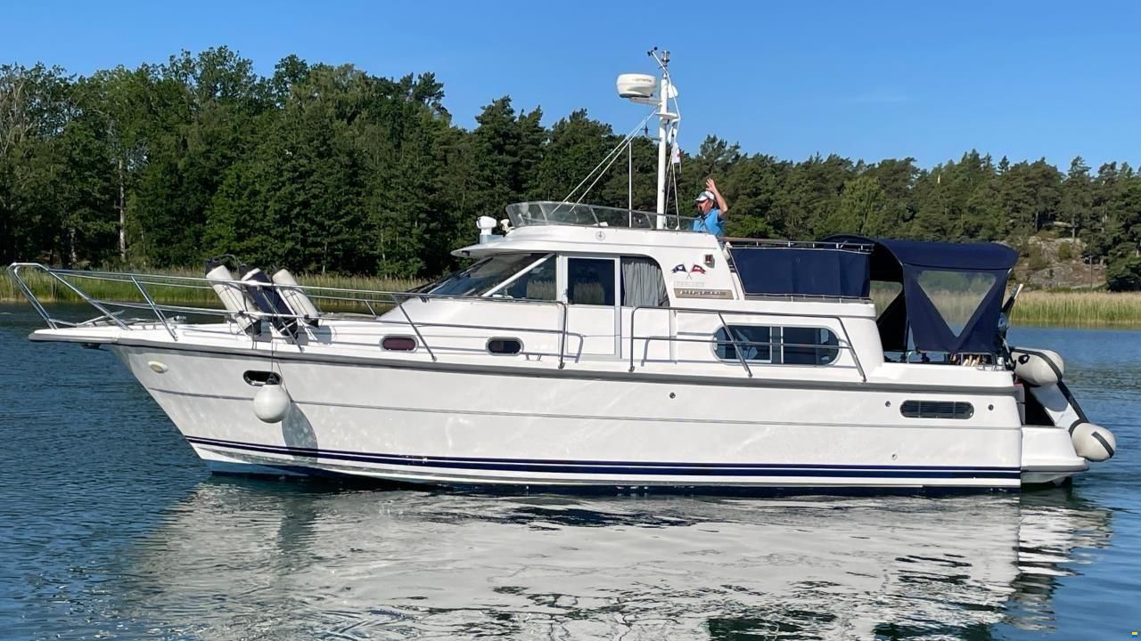 Nimbus 380 COMMANDER