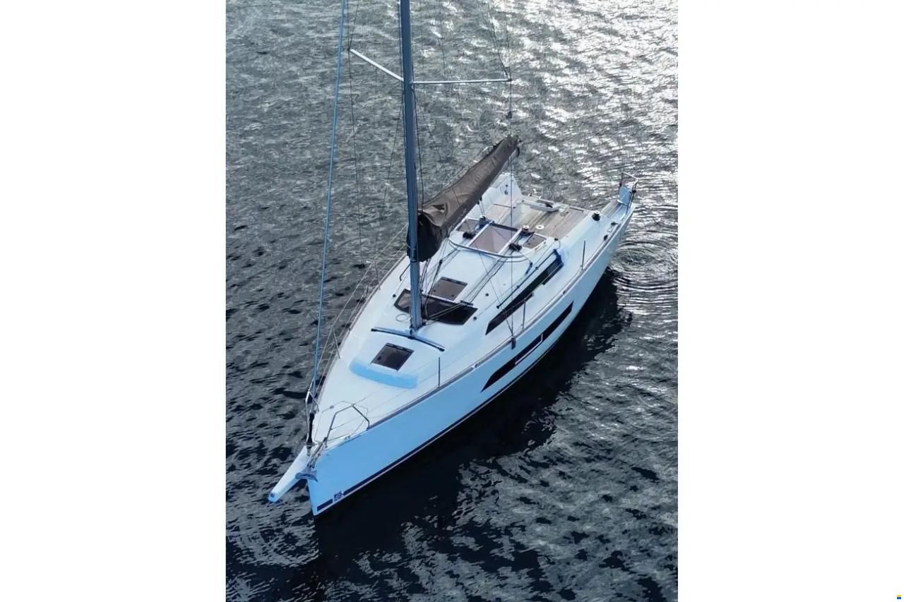 Dufour 32