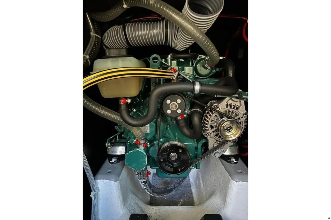Dufour 32