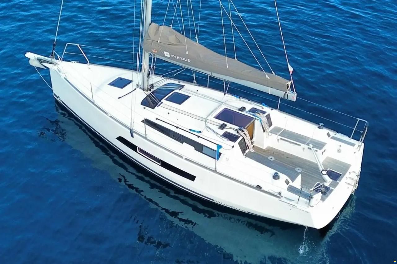 Dufour 32