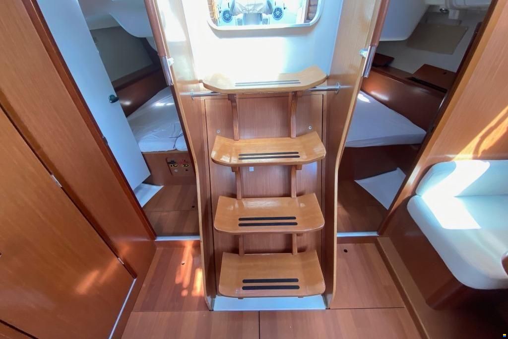 Beneteau Oceanis 40