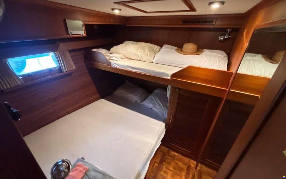 Grand Banks 52 Europa