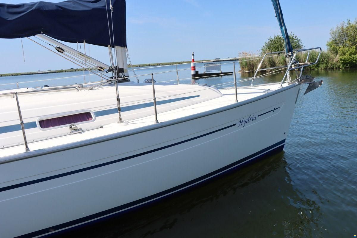 Bavaria 32