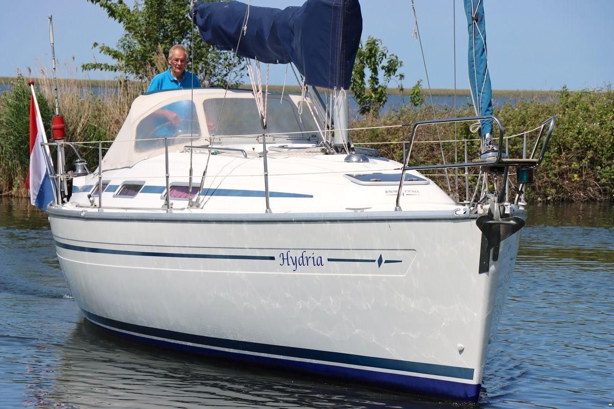 Bavaria 32