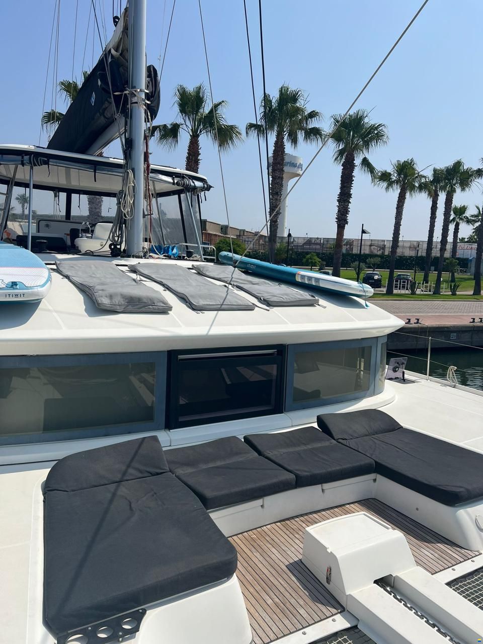 Lagoon 50