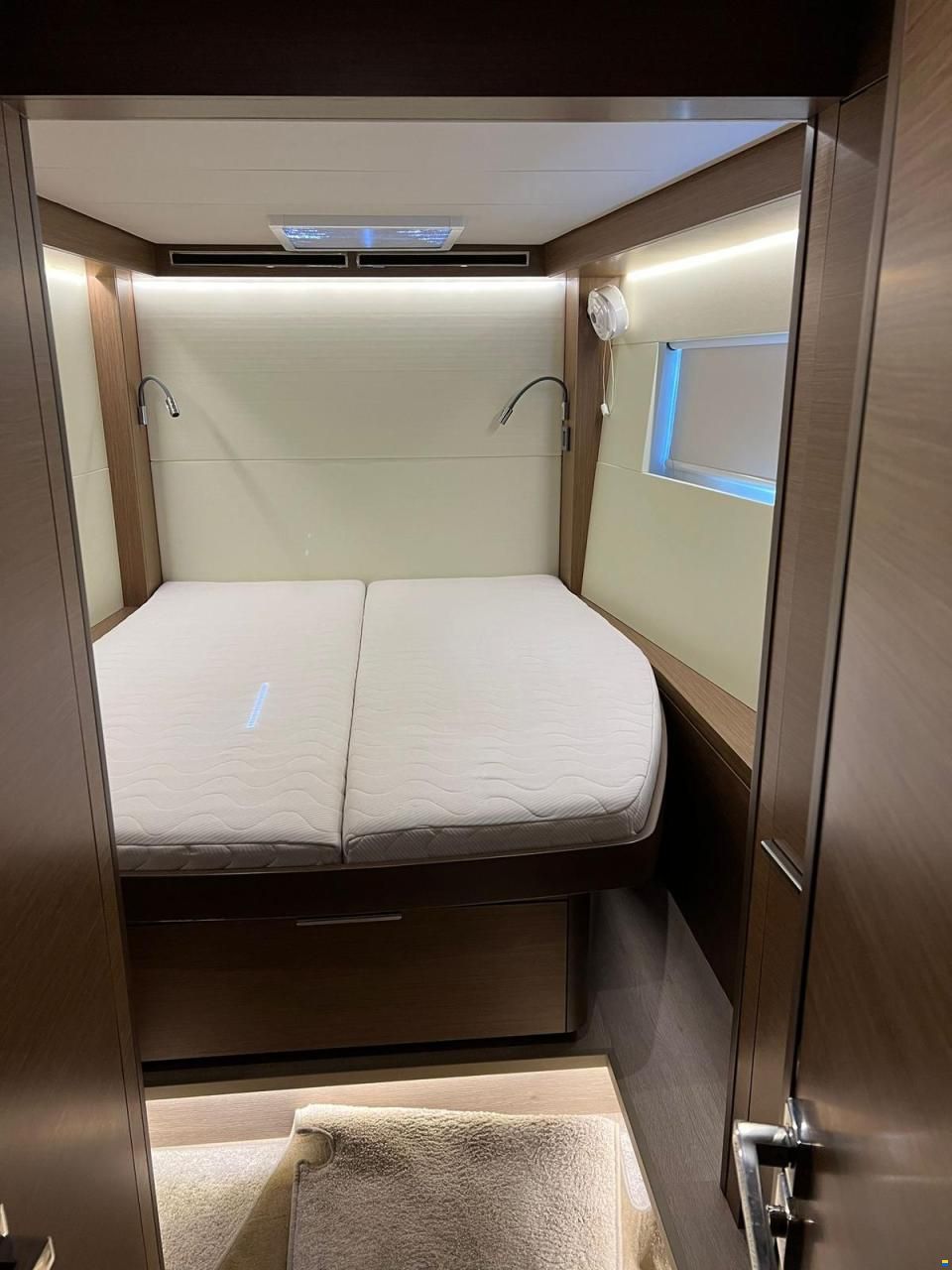 Lagoon 50