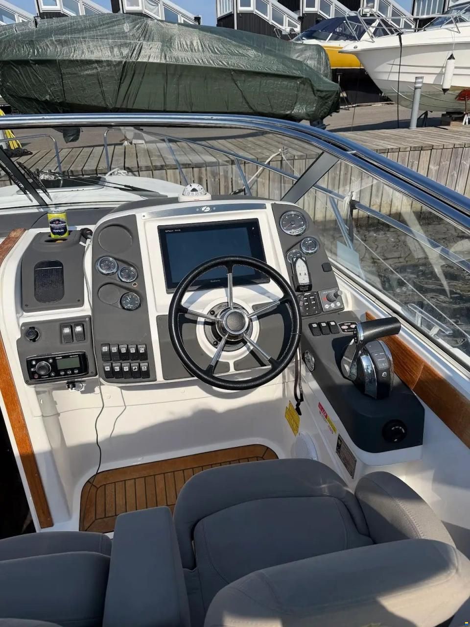 Aquador 27 DC