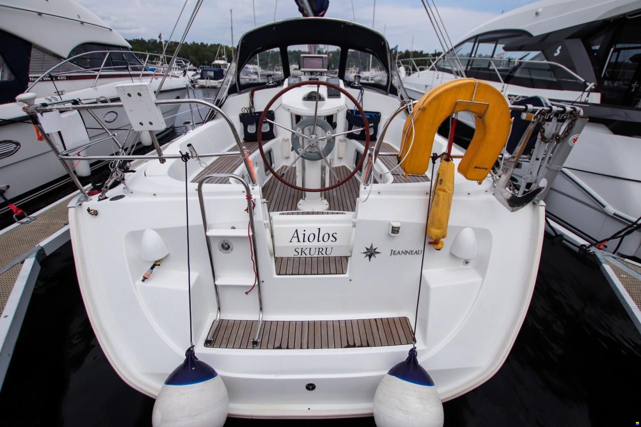 Jeanneau Sun Odyssey 35