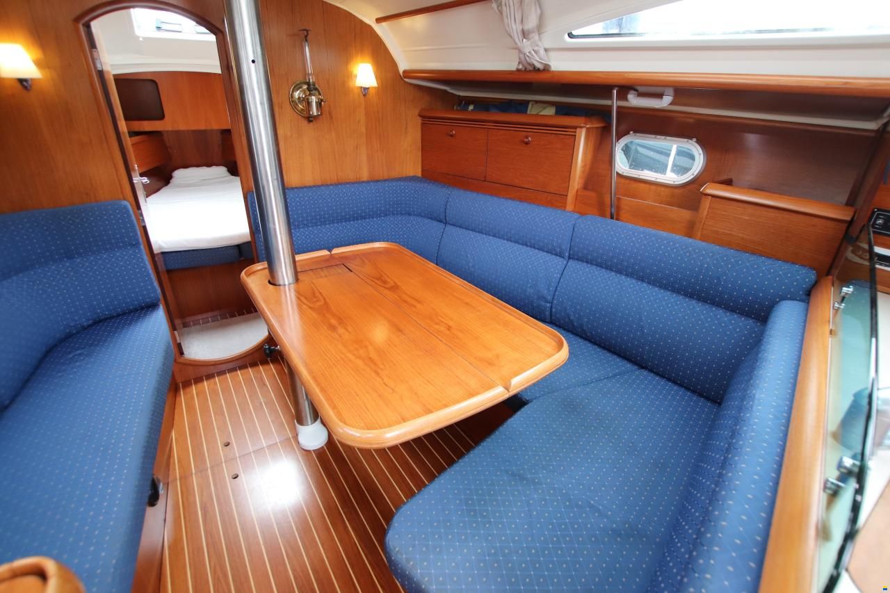Jeanneau Sun Odyssey 35