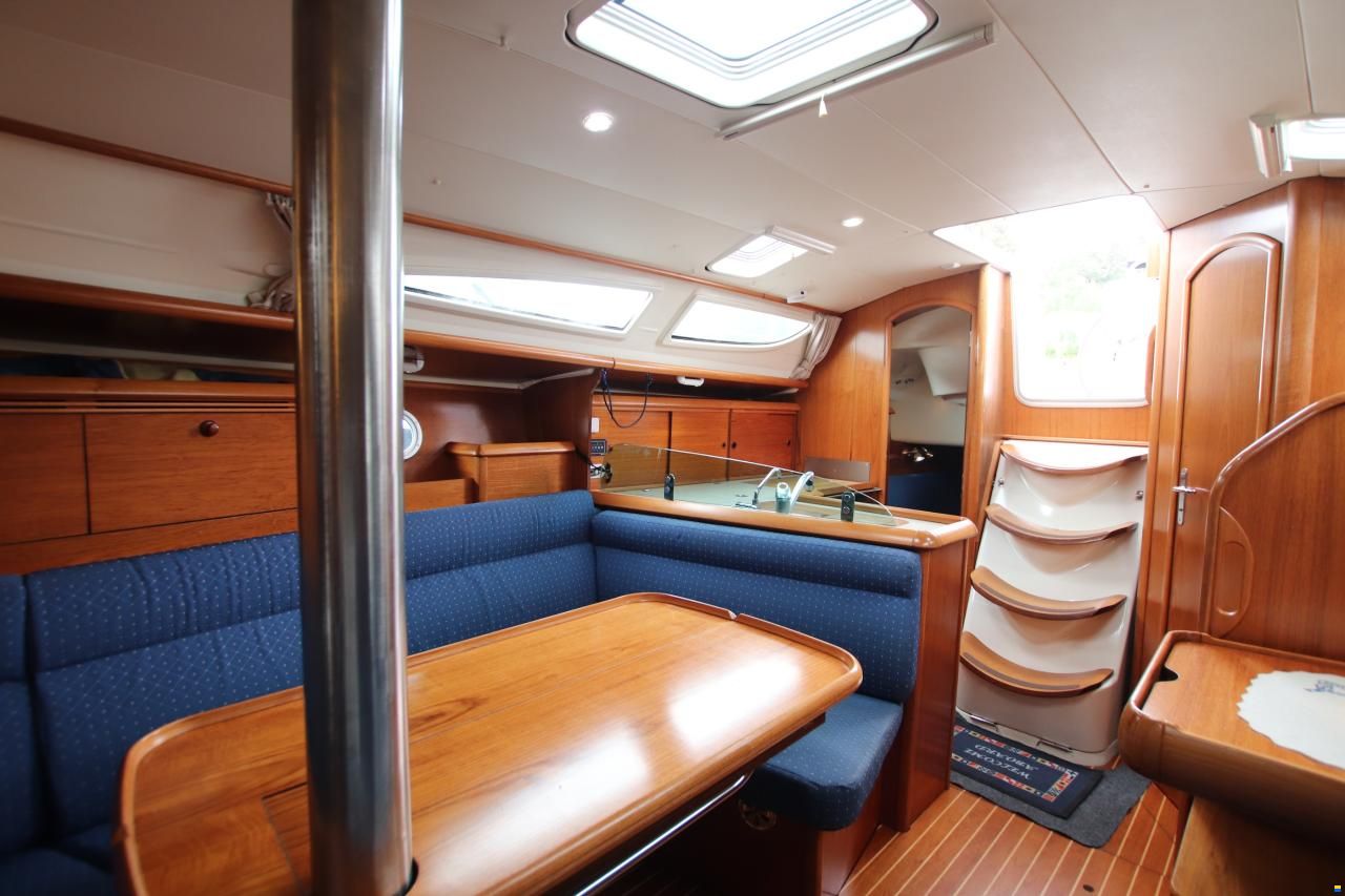Jeanneau Sun Odyssey 35