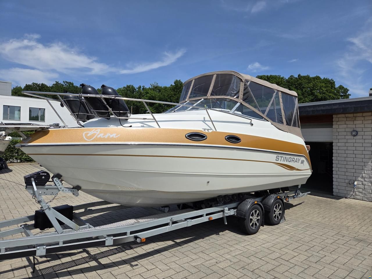 Stingray 240CS