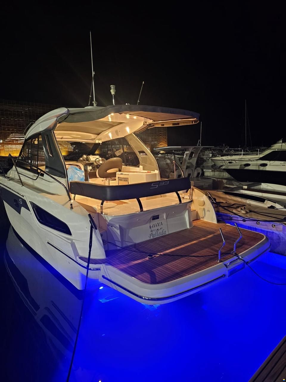 Bavaria S33