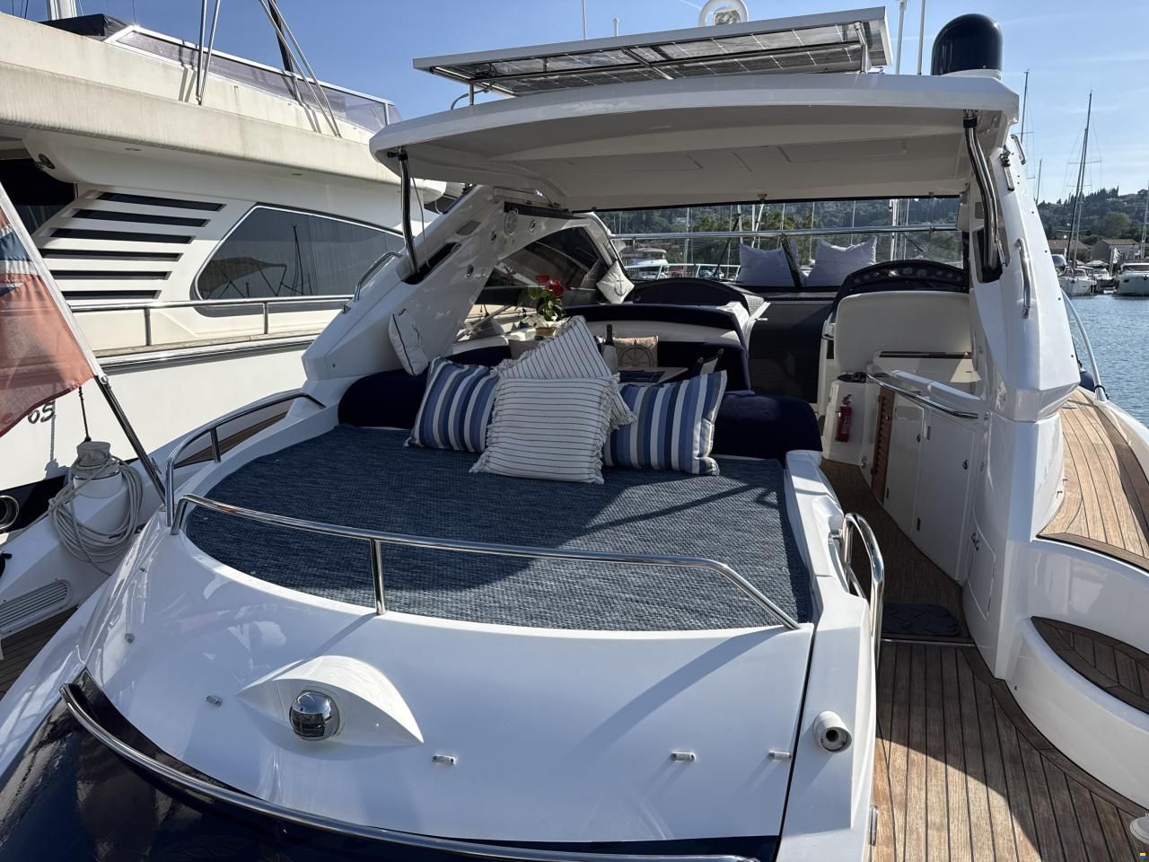 Sunseeker Portofino 53
